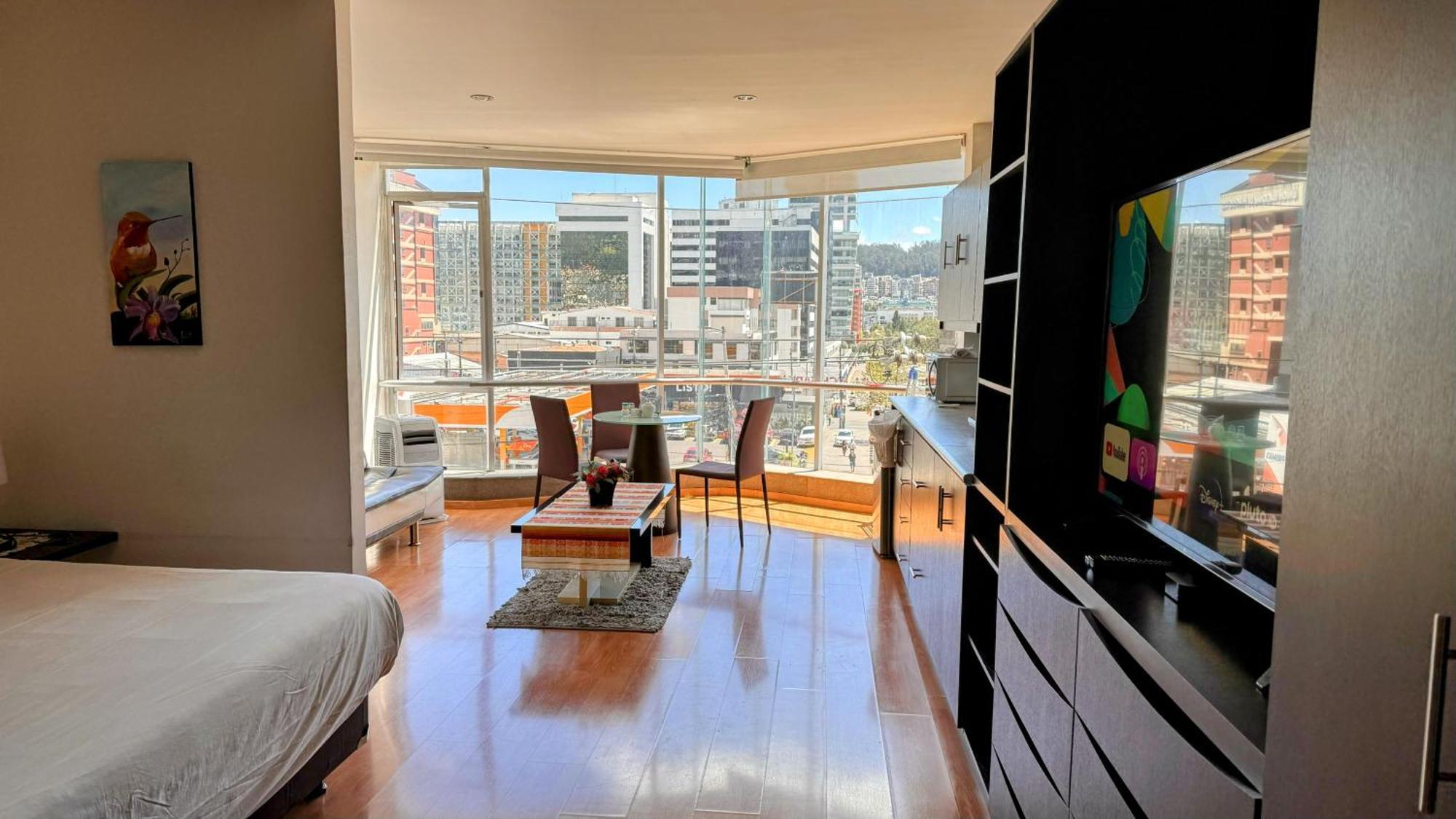 Edificio Tofino Lägenhet Quito Exteriör bild